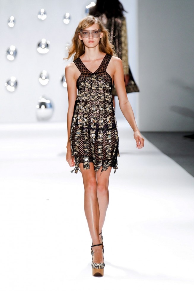 desfile-custo-barcelona-nova-york-verao2013-158