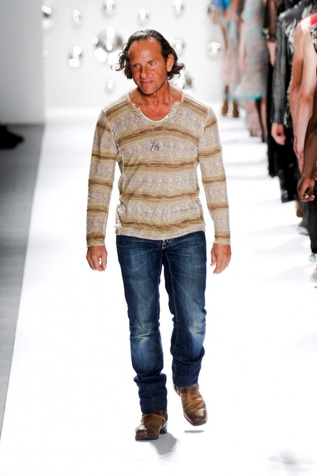 desfile-custo-barcelona-nova-york-verao2013-162