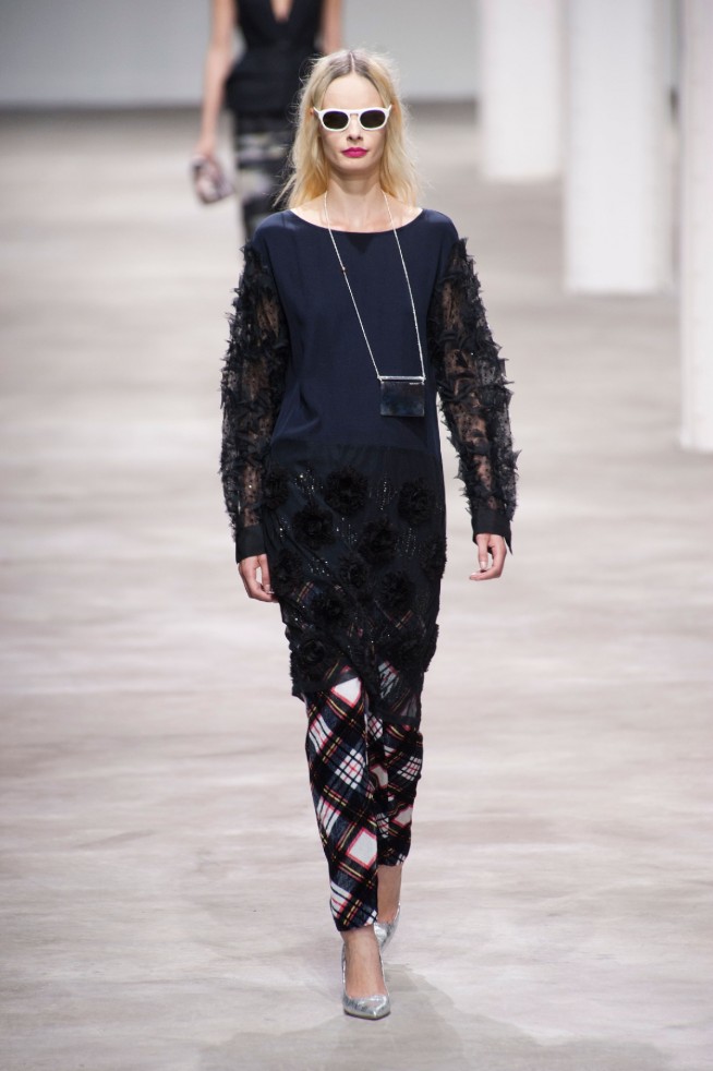 desfile-dries-van-noten-milao-verao-2013-18