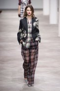 desfile-dries-van-noten-milao-verao-2013-21