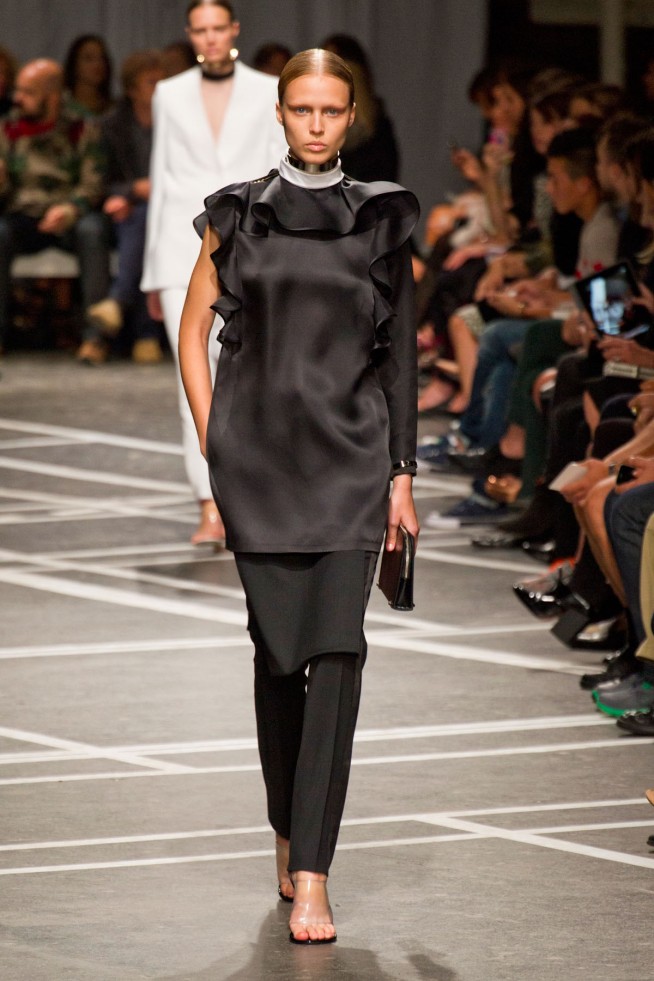 desfile-givenchy-paris-verao-2013-104