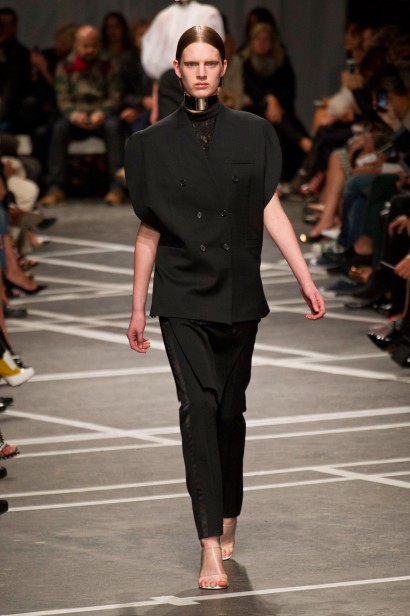 desfile-givenchy-paris-verao-2013-116