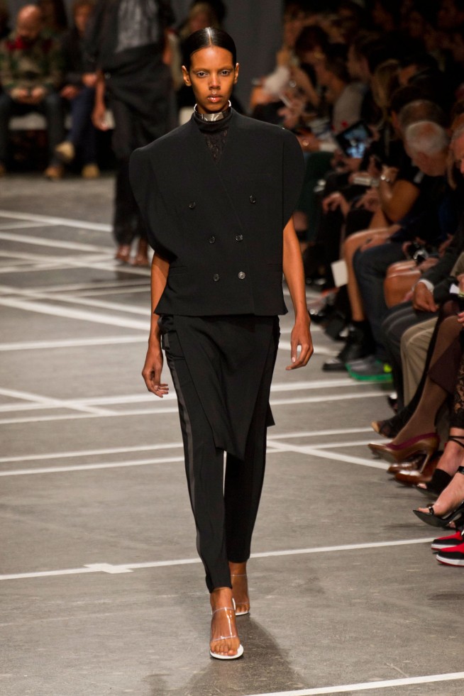 desfile-givenchy-paris-verao-2013-118