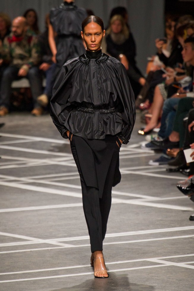 desfile-givenchy-paris-verao-2013-120