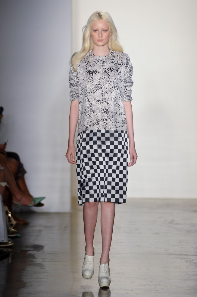 desfile-herchcovitch-nova-york-verao2013-105
