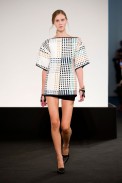 desfile-hermes-paris-verao2013-02