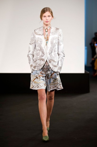 desfile-hermes-paris-verao2013-03
