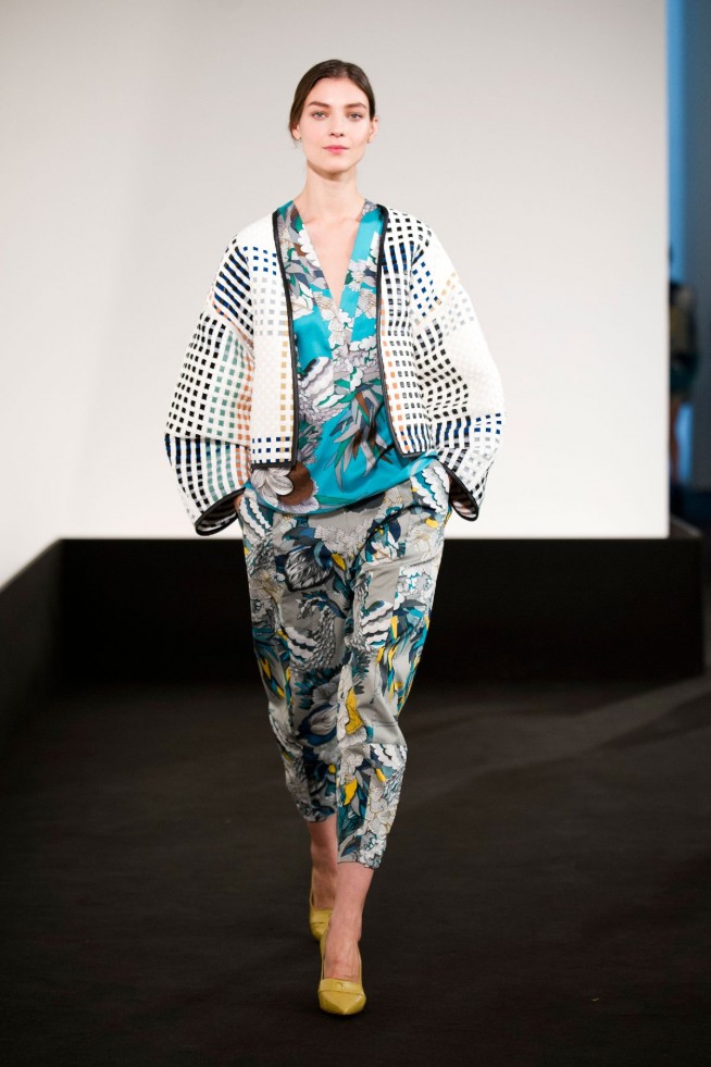desfile-hermes-paris-verao2013-06