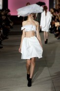 desfile-john-galliano-paris-verao2013-19