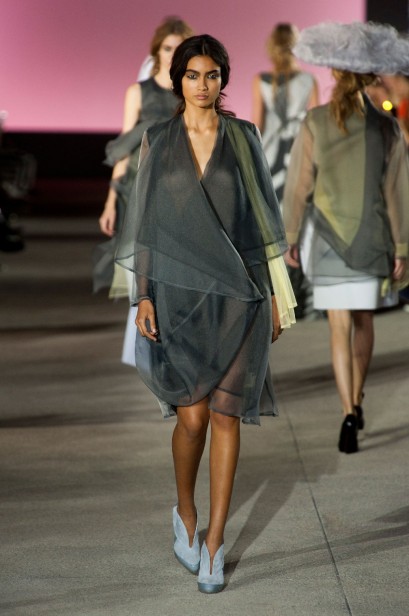 desfile-john-galliano-paris-verao2013-27