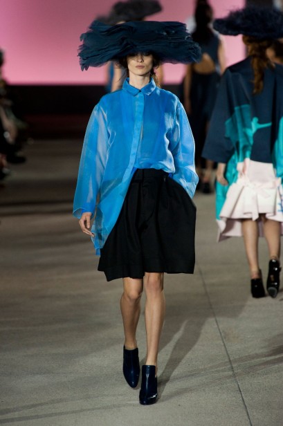 desfile-john-galliano-paris-verao2013-35