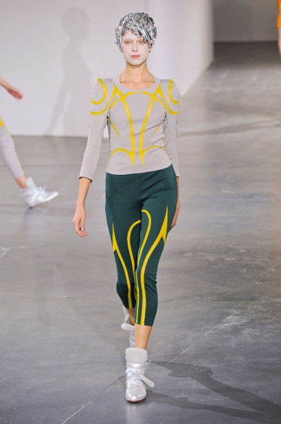 desfile-junya-paris-verao2013-05