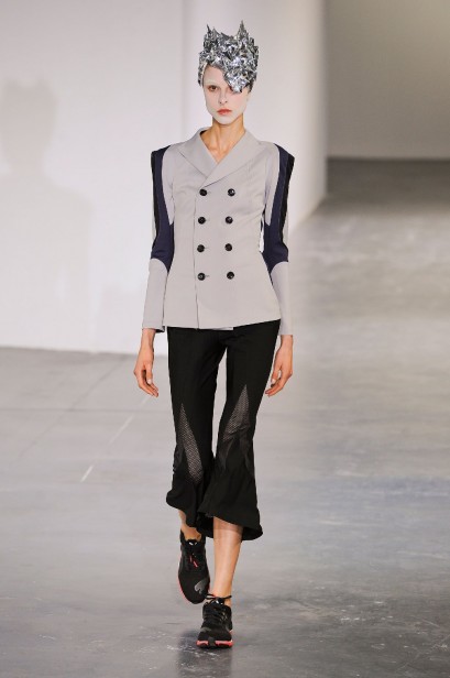 desfile-junya-paris-verao2013-07