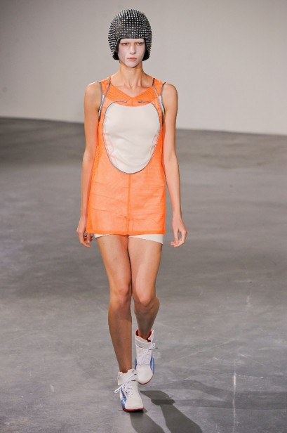 desfile-junya-paris-verao2013-20