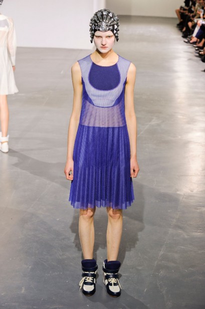 desfile-junya-paris-verao2013-25