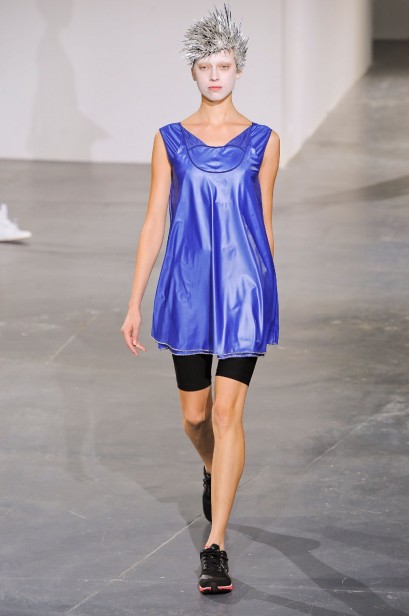 desfile-junya-paris-verao2013-28