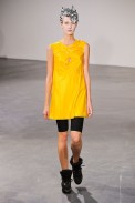 desfile-junya-paris-verao2013-29