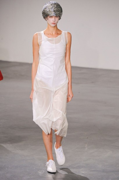 desfile-junya-paris-verao2013-31
