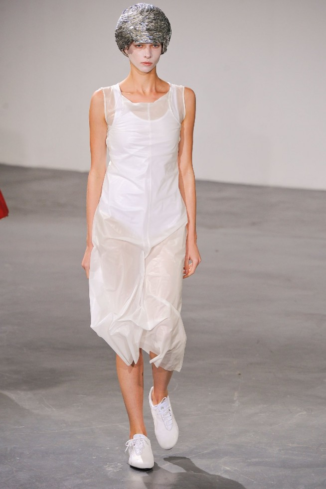 desfile-junya-paris-verao2013-31