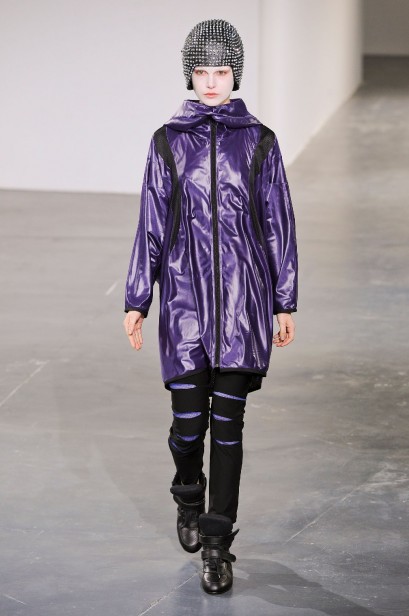 desfile-junya-paris-verao2013-32
