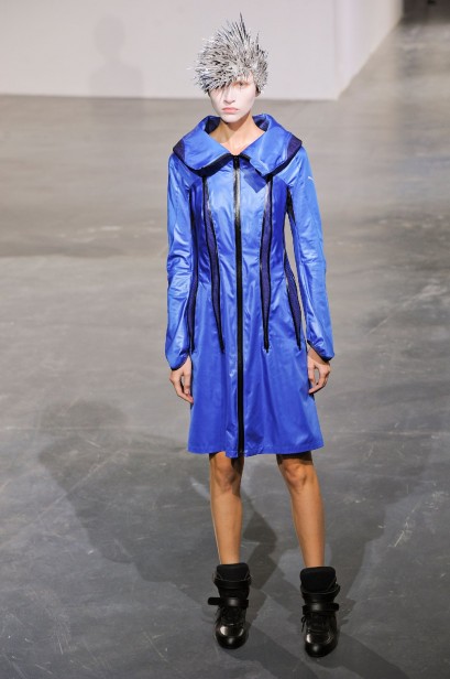 desfile-junya-paris-verao2013-38