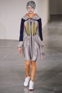 desfile-junya-paris-verao2013-39