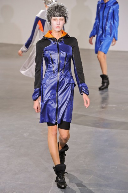desfile-junya-paris-verao2013-40