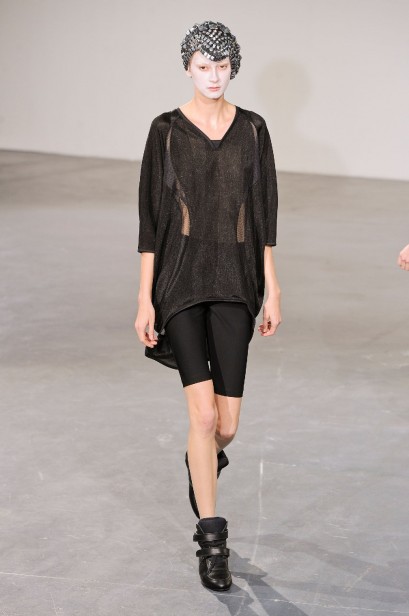 desfile-junya-paris-verao2013-46