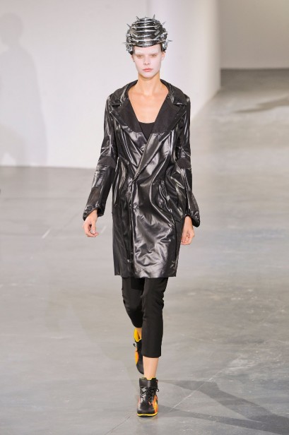 desfile-junya-paris-verao2013-47