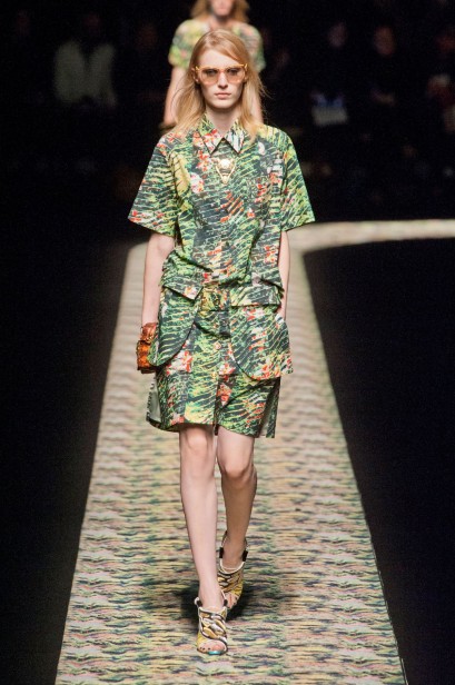 desfile-kenzo-paris-verao2013-17