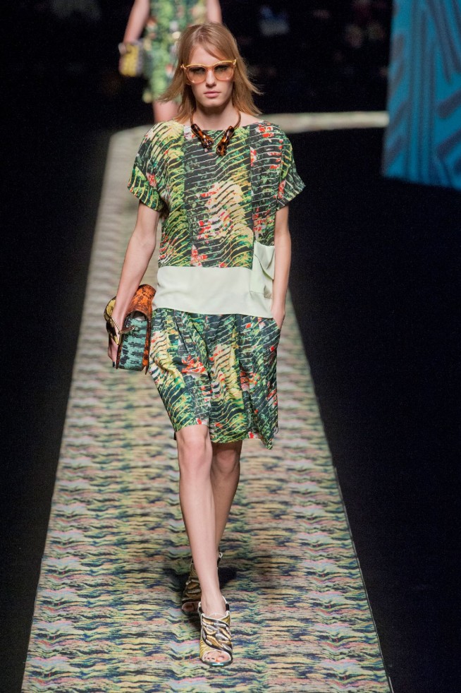 desfile-kenzo-paris-verao2013-18