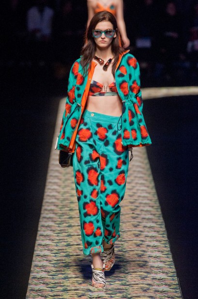 desfile-kenzo-paris-verao2013-38