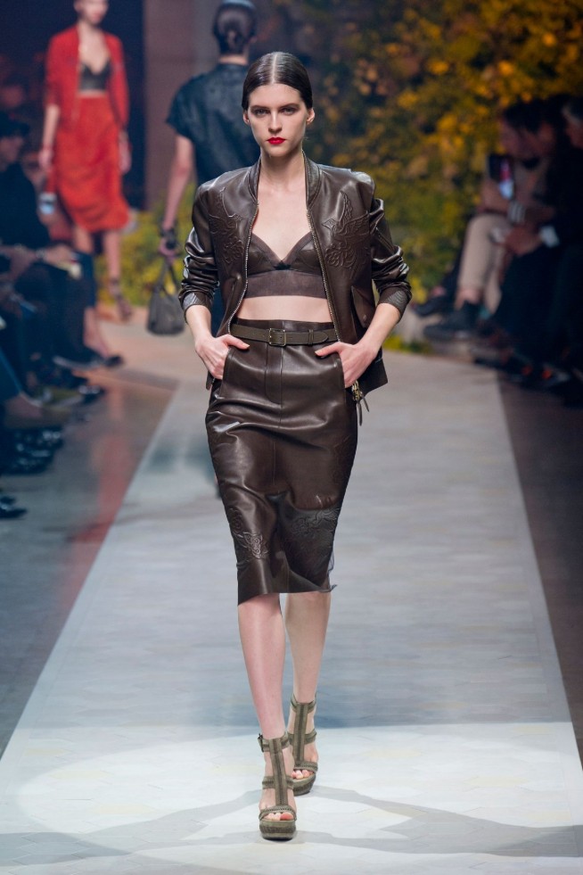 desfile-loewe-paris-verao2013-07