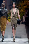 desfile-loewe-paris-verao2013-14