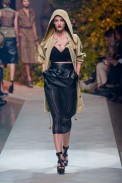 desfile-loewe-paris-verao2013-17