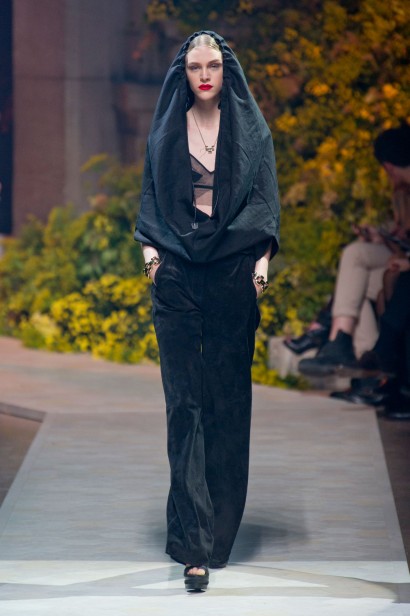 desfile-loewe-paris-verao2013-32