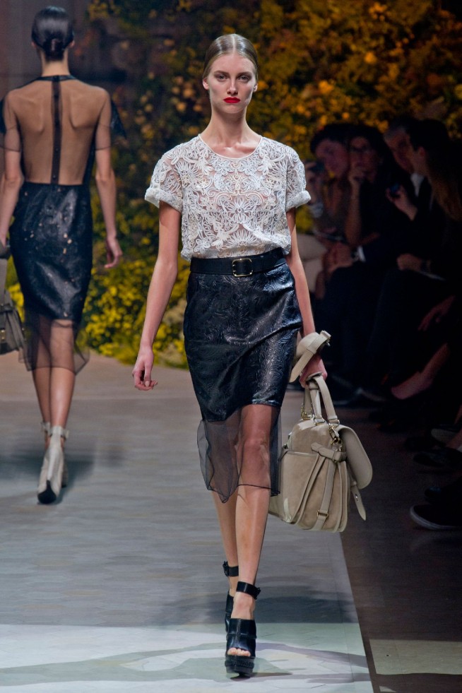 desfile-loewe-paris-verao2013-38
