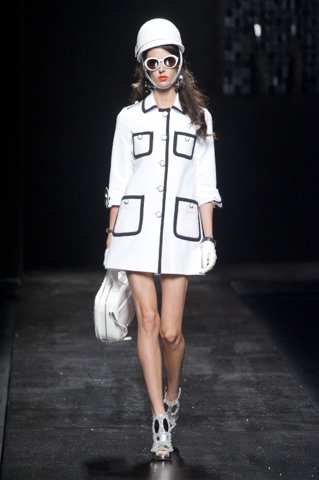 desfile-moschino-milao-verao2013-06