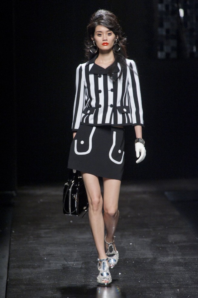 desfile-moschino-milao-verao2013-10