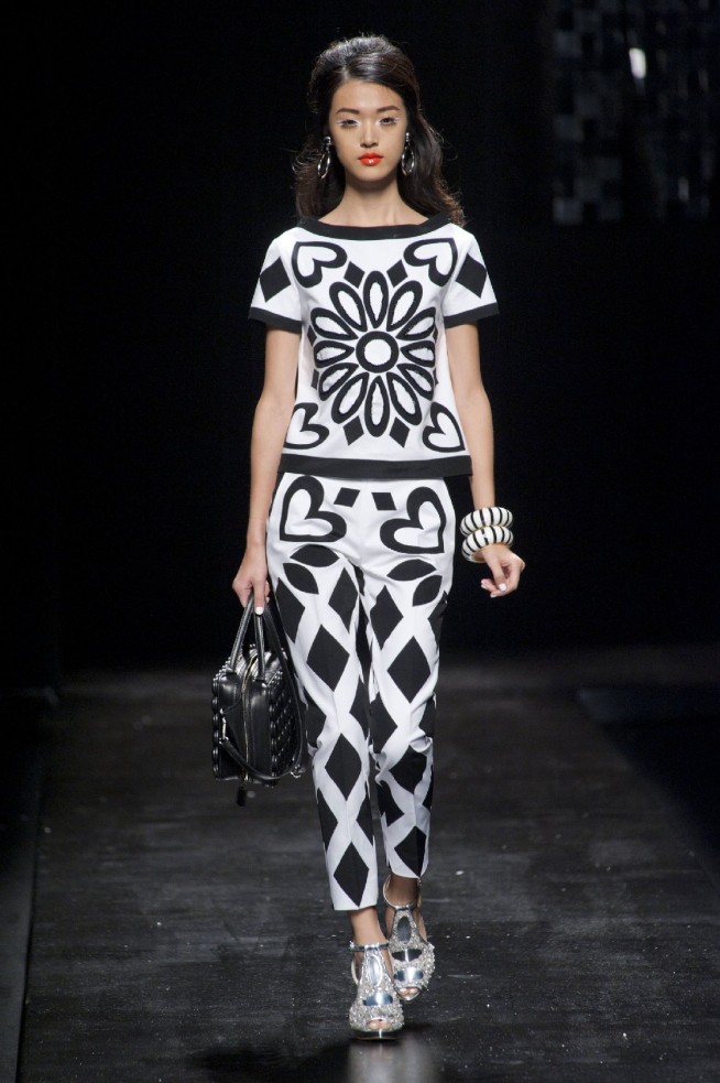 desfile-moschino-milao-verao2013-20