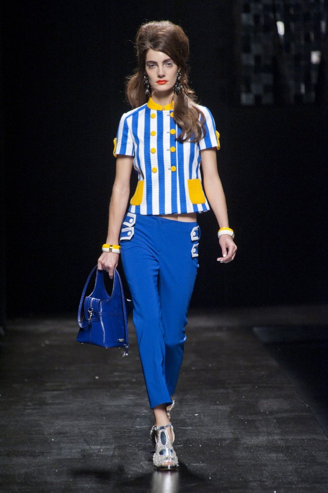 desfile-moschino-milao-verao2013-23