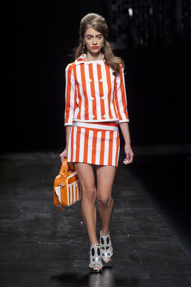 desfile-moschino-milao-verao2013-28