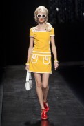 desfile-moschino-milao-verao2013-30