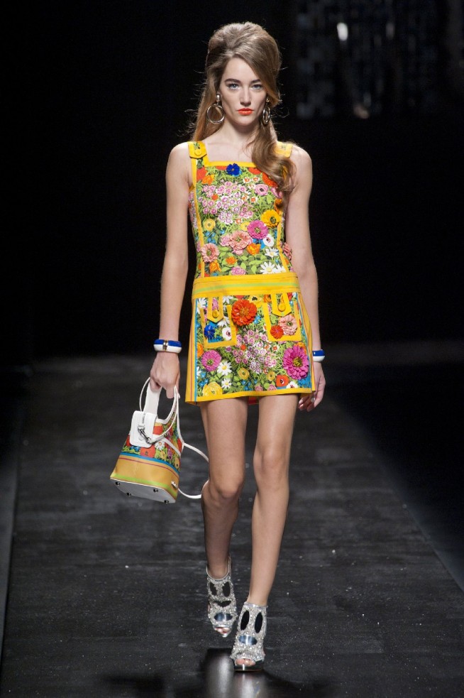 desfile-moschino-milao-verao2013-32