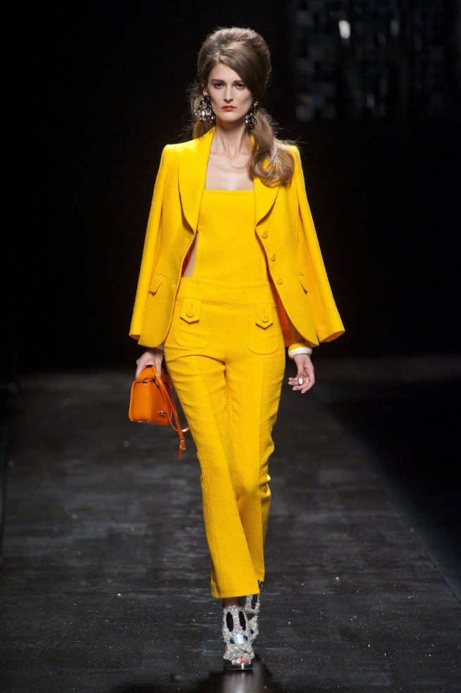 desfile-moschino-milao-verao2013-34
