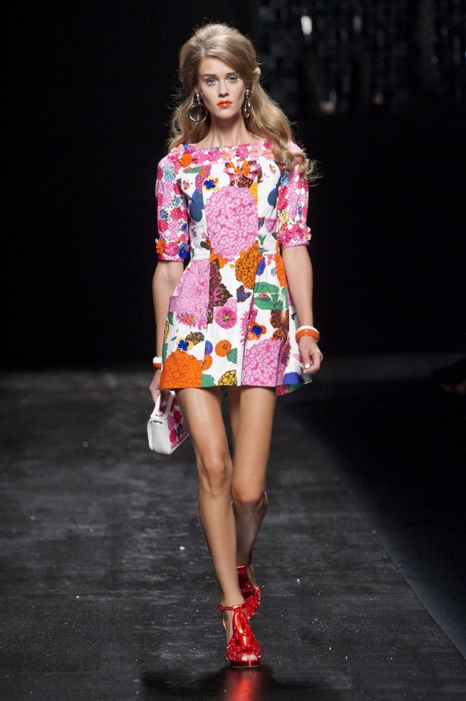 desfile-moschino-milao-verao2013-37