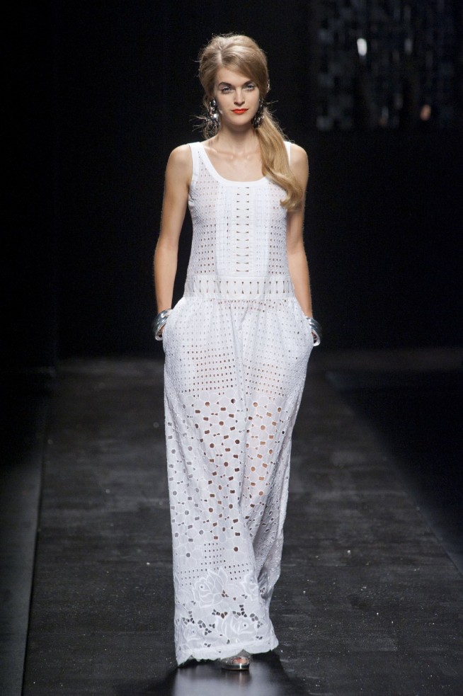 desfile-moschino-milao-verao2013-45