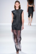 desfile-osklen-nova-york-verao-2013-131