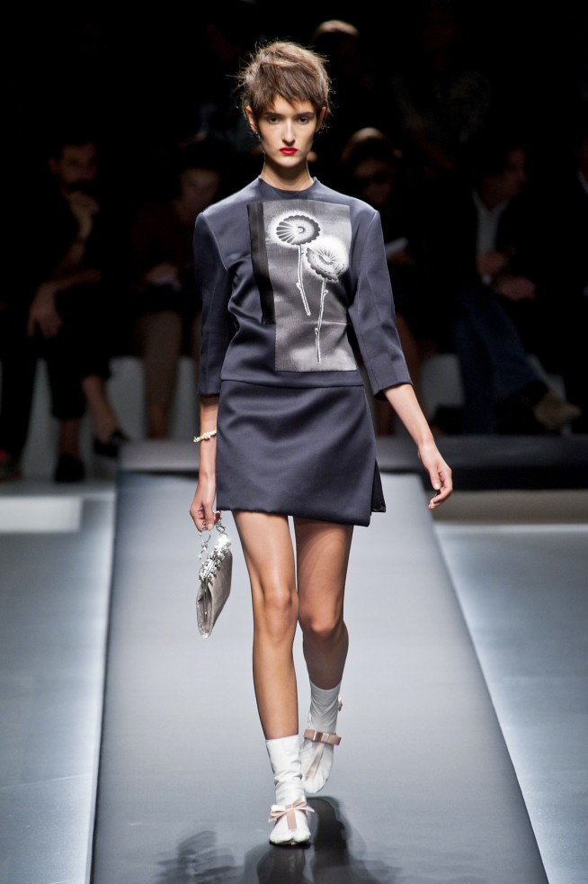 desfile-prada-milao-verao-2013-101