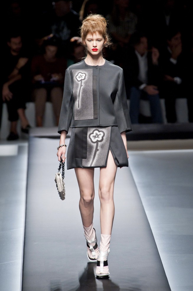desfile-prada-milao-verao-2013-103